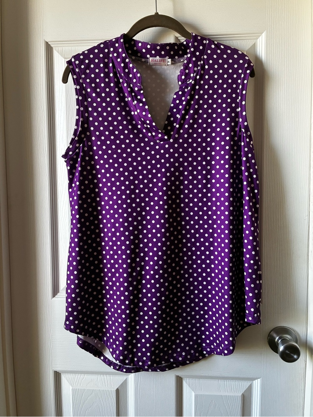 Alife Purple Polka Dot Sleeveless V-Neck Blouse